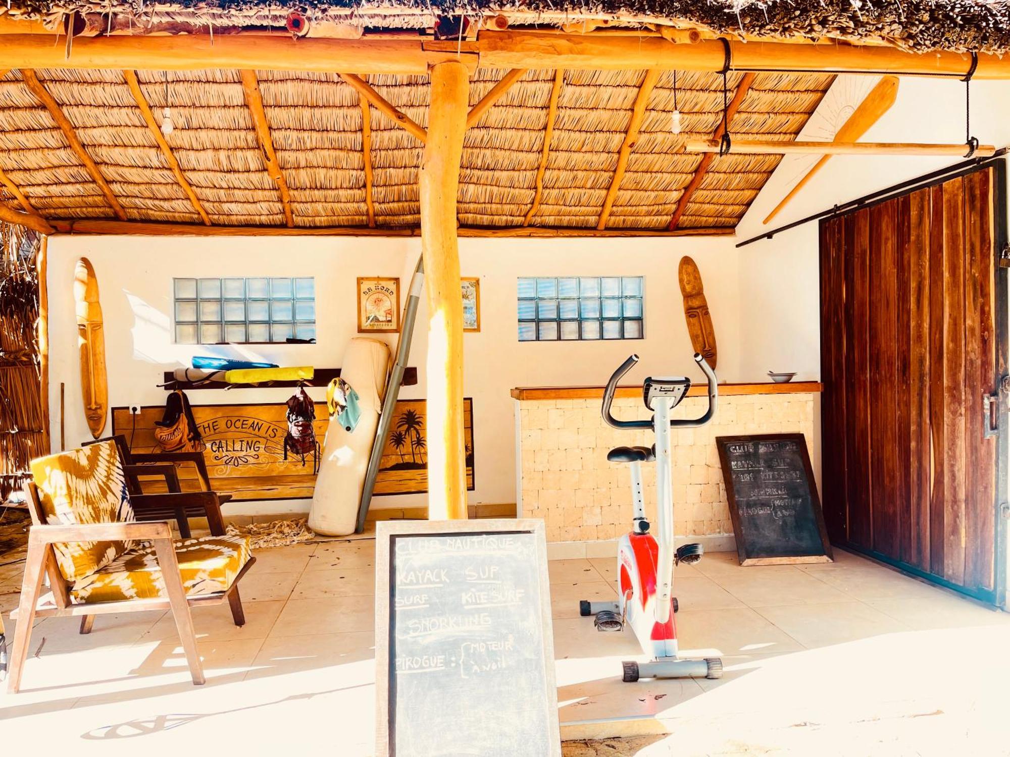 Vovo Telo Lodge Toliara Exterior photo